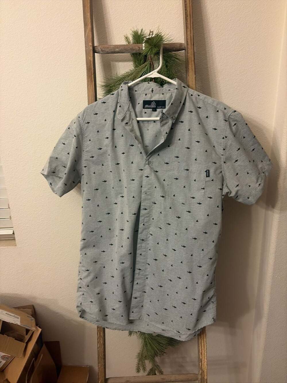Molokai Surf Co. Gray Short Sleeve Button-Down Shirt with Shark Print